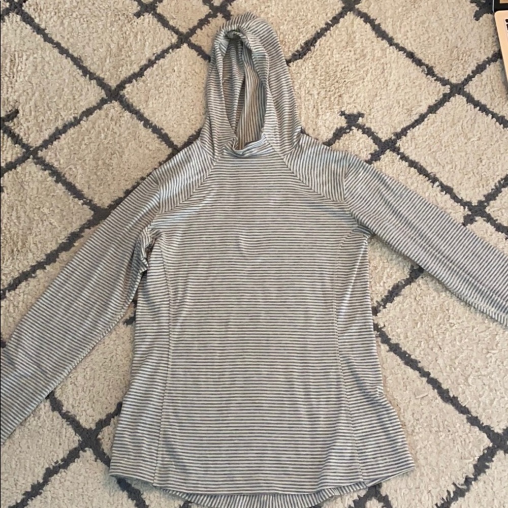 Columbia Omni-Wick long sleeve hoodie